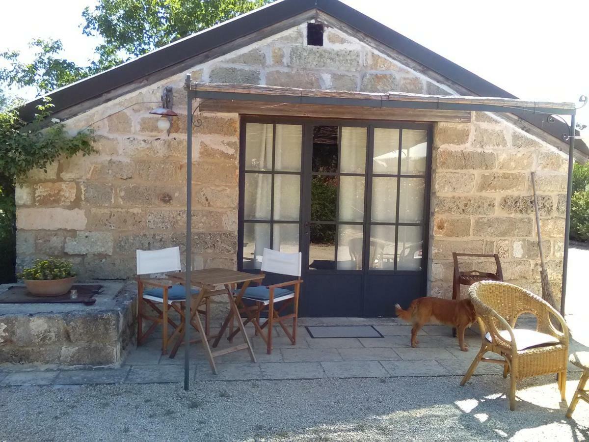 Aradeo Casetta Vacanza In Campagna מראה חיצוני תמונה